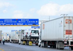 Cesan a 2 mil por corrupción en las aduanas; hay 30 denuncias ante FGR y la UIF