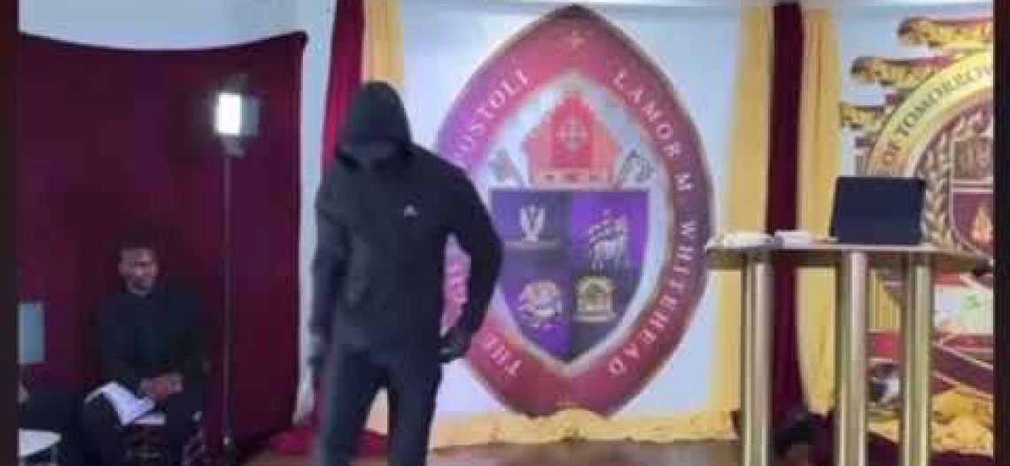 Asaltan a pastor durante transmisión en vivo; las pérdidas se estiman en más de un millón de dólares