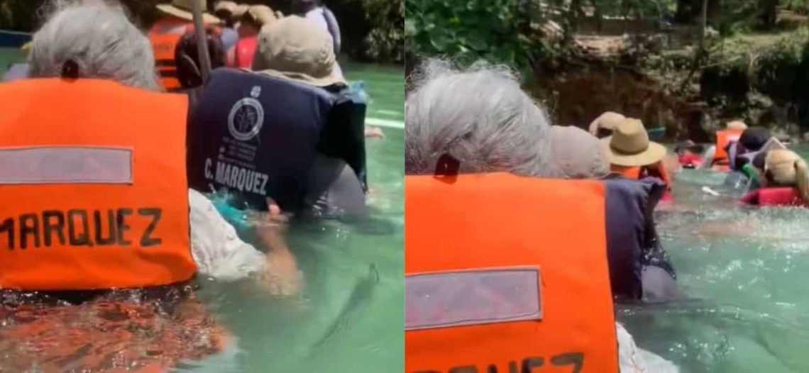 Lancha se hunde en la Huasteca Potosina y pasajeros lo toman con humor