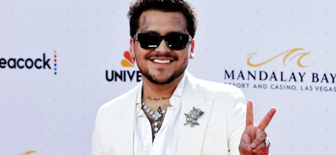 Christian Nodal se tomará unas merecidas vacaciones