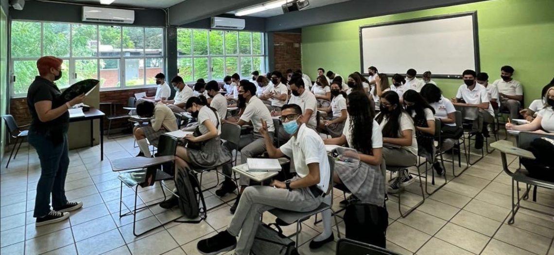 Recibe Cobach Sonora a 27 mil alumnos al iniciar clases presenciales en su totalidad
