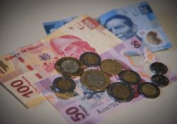 Tras la pandemia, más personas ganan hasta un salario mínimo