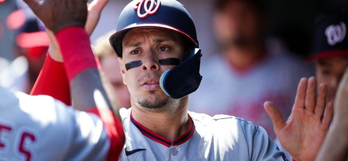 Joey Meneses logra tercia de dobletes