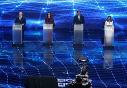 Corrupción y pandemia marcan primer debate por presidencia de Brasil