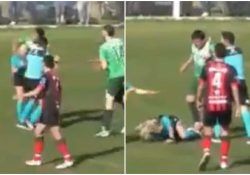 Jugador de futbol agrede a mujer árbitro por la espalda