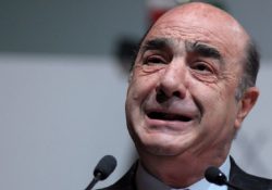 La FGR detuvo a Jesús Murillo Karam, exprocurador general de la República por el caso Ayotzinapa.