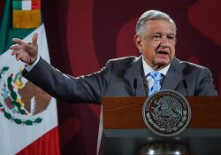 Se indemnizará a familias de mineros atrapados, pero seguirá el rescate: AMLO