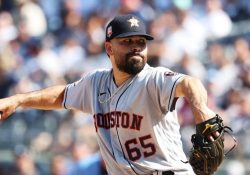 José Urquidy levanta a los Astros