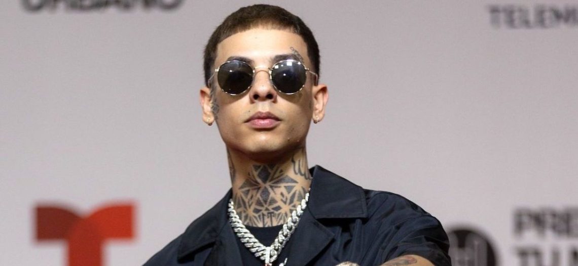 Natanael Cano dice que es humilde, pero demuestra lo contrario; “así soy y me aguantan”