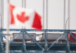 Canadá levanta restricciones anticovid en sus fronteras