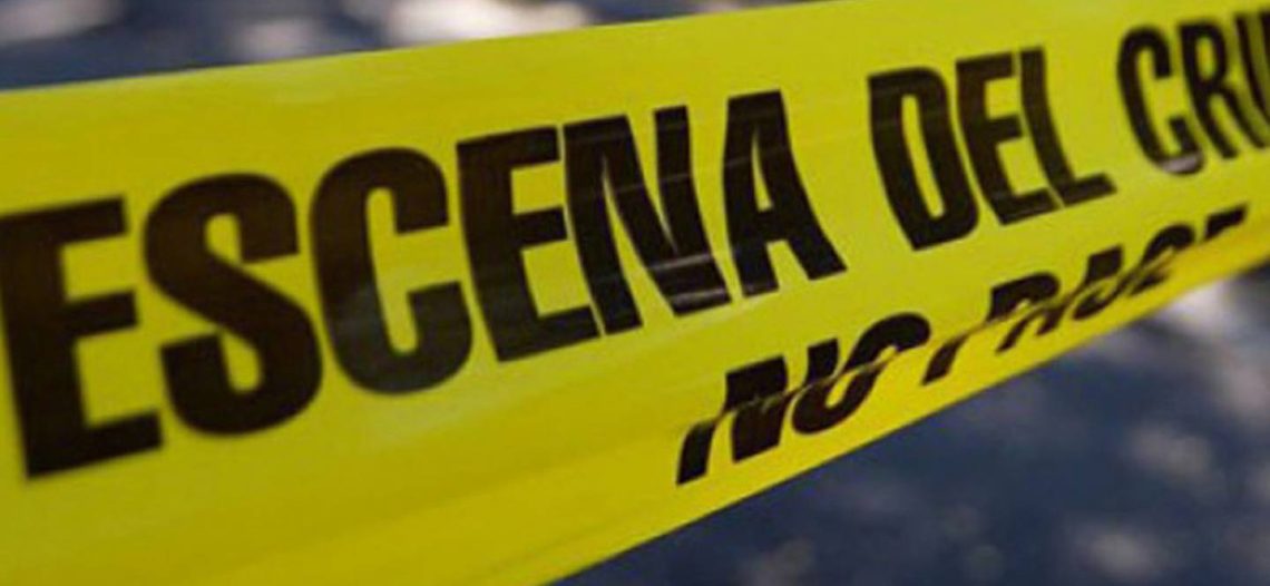 Joven se entrega a la policía tras matar a su novio; dijo que este abusó de ella