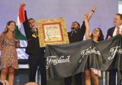 Cocineros de México ganan premio por mejor paella del mundo en concurso de España
