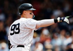 Aaron Judge llega a 54 jonrones en triunfo de Yankees