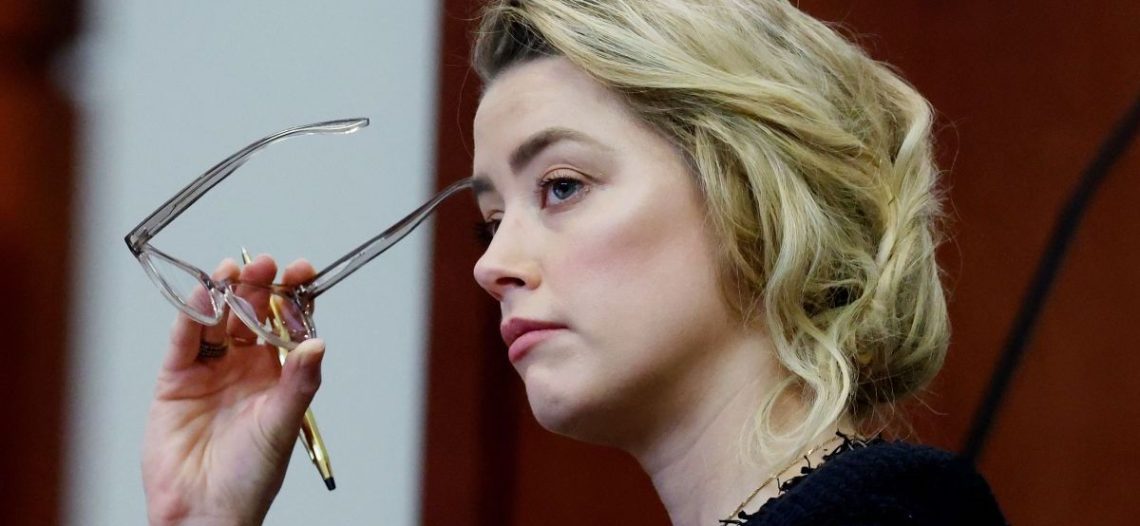 ‘Amigos’ de Amber Heard le dan la espalda, le dicen ‘no’ a los préstamos