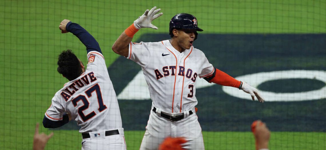 Los Astros despegan; son la kriptonita de los Yankees