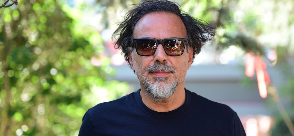 Alejandro González Iñárritu se burla de él mismo