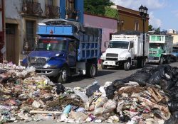 Crisis de basura asfixia a Oaxaca; alertan de riesgos a la salud