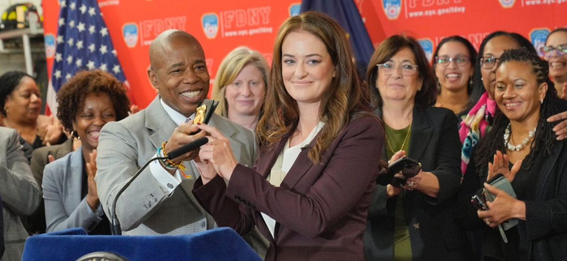 Laura Kavanagh, es la primera mujer en la historia que encabezará a los Bomberos de Nueva York