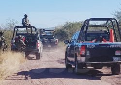 Encuentran dos cuerpos sin vida, antes de llegar a puente de San Carlos