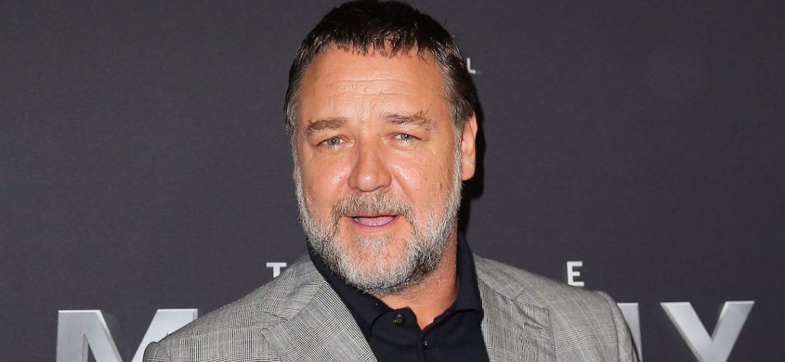Russell Crowe salva librería de la quiebra con generosa donación