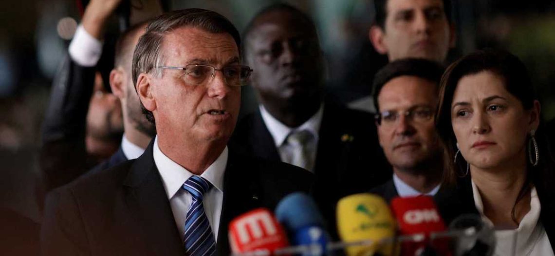 Bolsonaro descarta impugnar elecciones; transición en Brasil