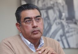 Sergio Salomón Céspedes gobernará Puebla tras muerte de Miguel Barbosa