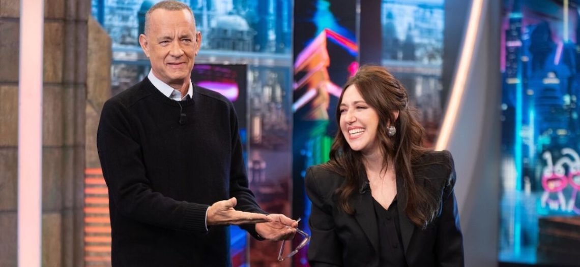 Mariana Treviño da calor latino a Tom Hanks