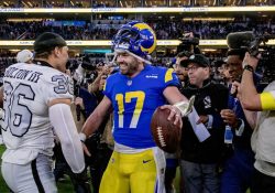 Baker Mayfield guía a Rams en triunfo sobre Raiders