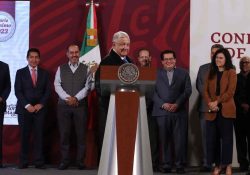 Gobierno pacta aumento de 20% al salario mínimo; busca atajar la inflación