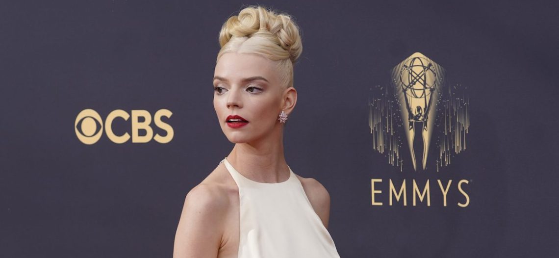 Anya Taylor-Joy denuncia que la hackearon tras polémico mensaje en su Twitter