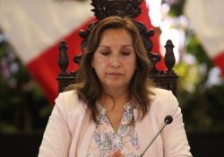 Fiscalía de Perú abre investigación contra Dina Boluarte por genocidio tras muertes en protestas