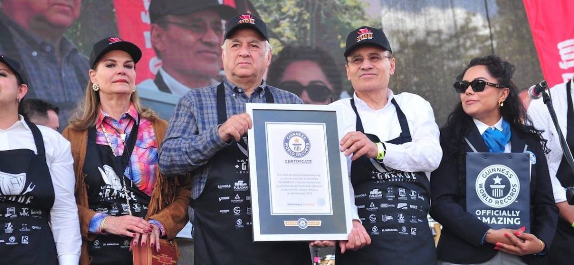 Logran el récord Guinness de la Carne Asada Más Grande del Mundo