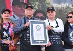 Logran el récord Guinness de la Carne Asada Más Grande del Mundo