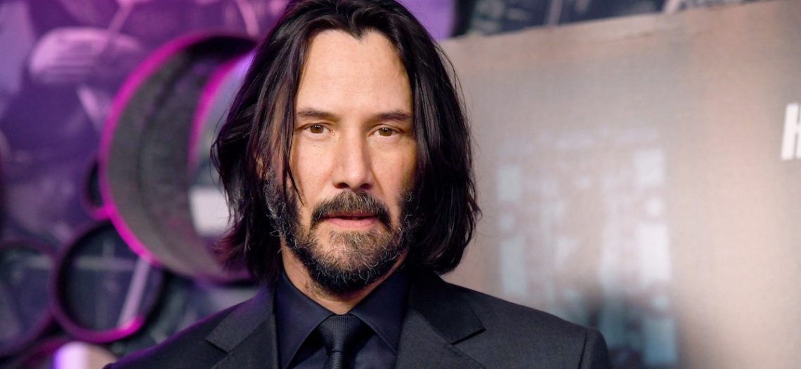 Acosan a Keanu Reeves; solicita orden de restricción