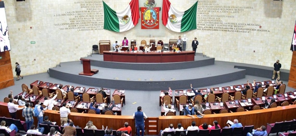 Congreso de Oaxaca prohíbe a deudores alimentarios ocupar cargos públicos