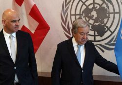 Suiza se opone a transferir armas a Ucrania