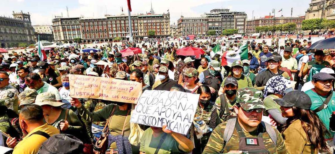 Salen a las calles a defender al Ejército; exigen respeto a derechos humanos