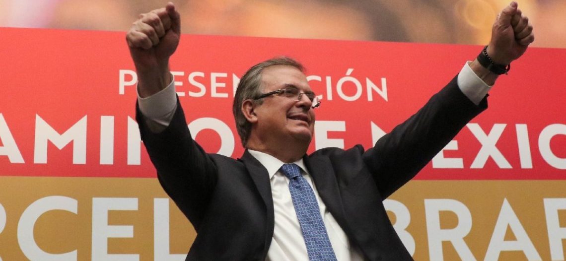 Ebrard presenta su libro y confirma aspiración presidencial; «quiero cambiar la realidad»