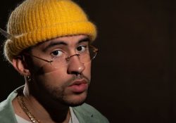 Bad Bunny enfrenta demanda de exnovia por utilizar su voz sin consentimiento