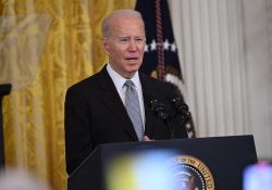 Biden usa veto por primera vez, contra proyecto de ley de republicanos