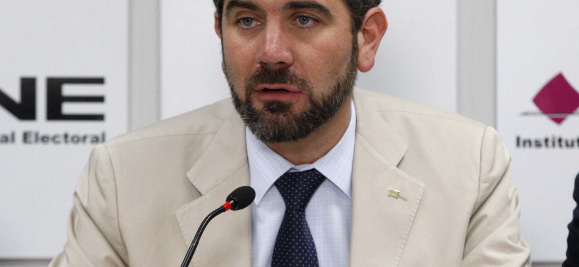 INE: Córdova tendrá finiquito de 1 millón 934 mil pesos; Murayama, 1 millón 663 mil