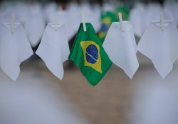 Brasil alcanza 700 mil muertes por covid después de tres años de pandemia