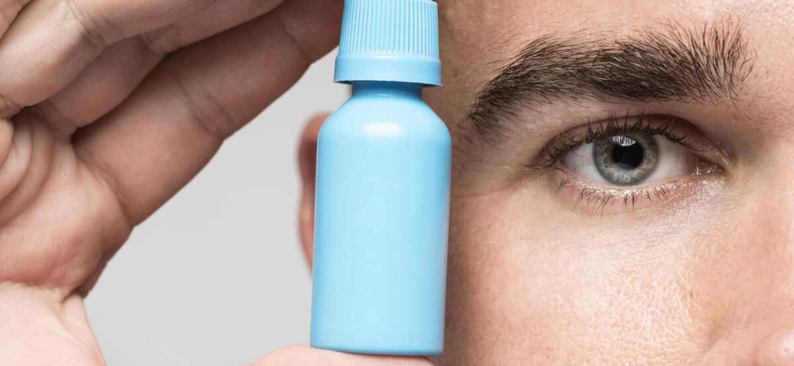 Retiran del mercado 2 marcas de gotas para los ojos en EEUU por riesgo de contaminación en la vista