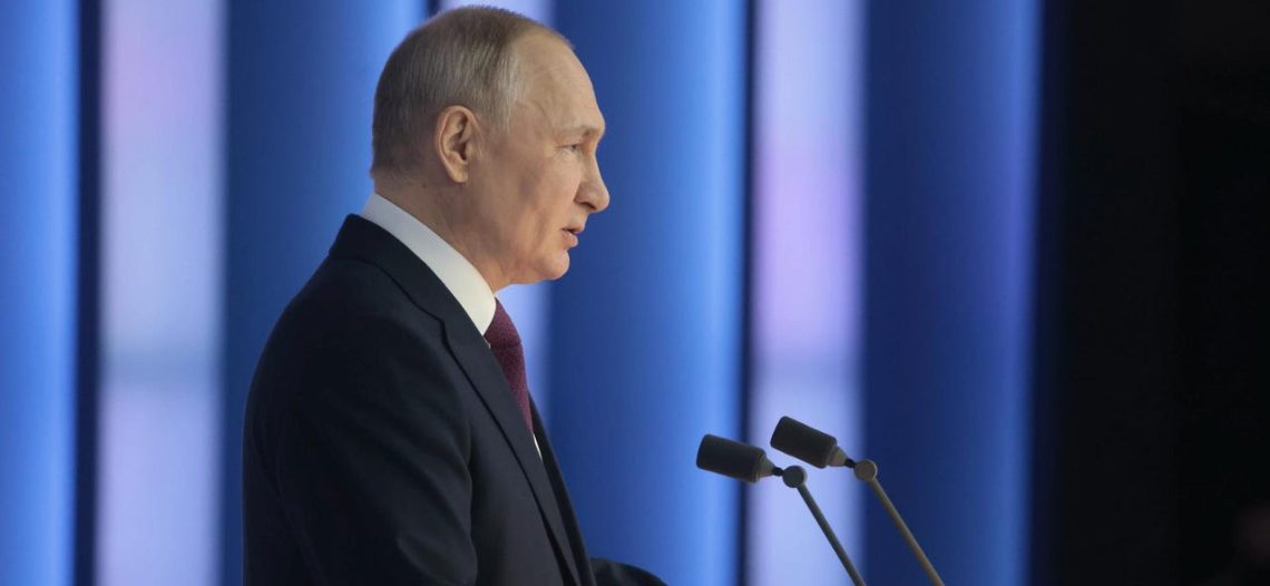 Putin suspende participación de Rusia en tratado de desarme nuclear con EEUU
