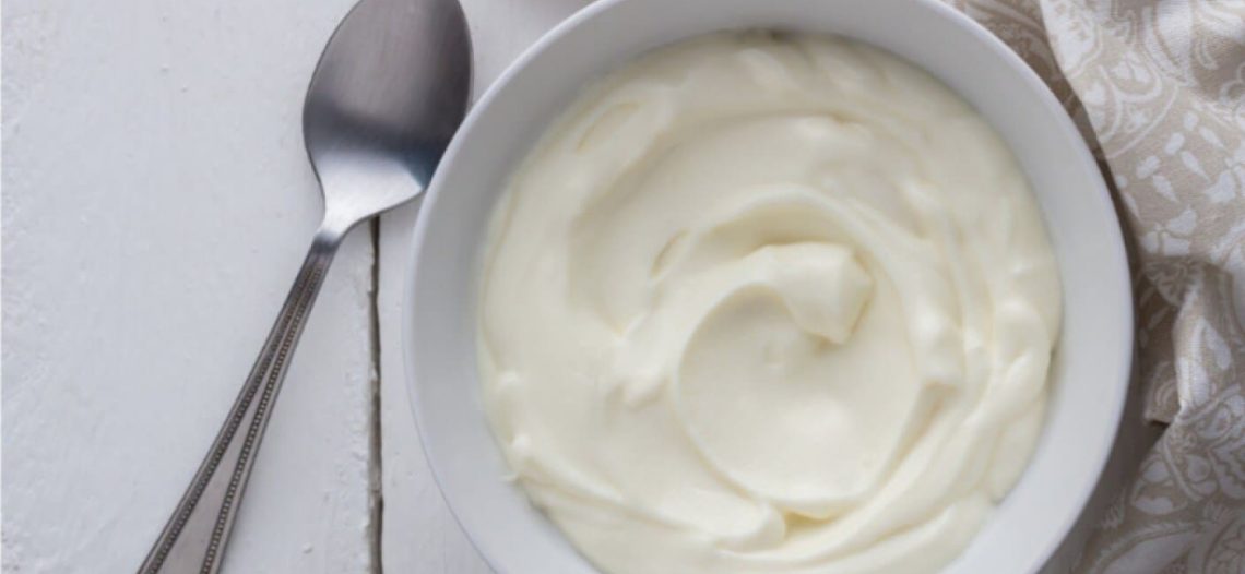 Dos niños mueren por presunta intoxicación al comer yogurt en Chiapas: Fiscalía