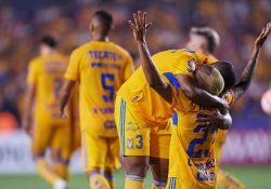 Tigres ruge ante León y pone un pie en final de Concachampions