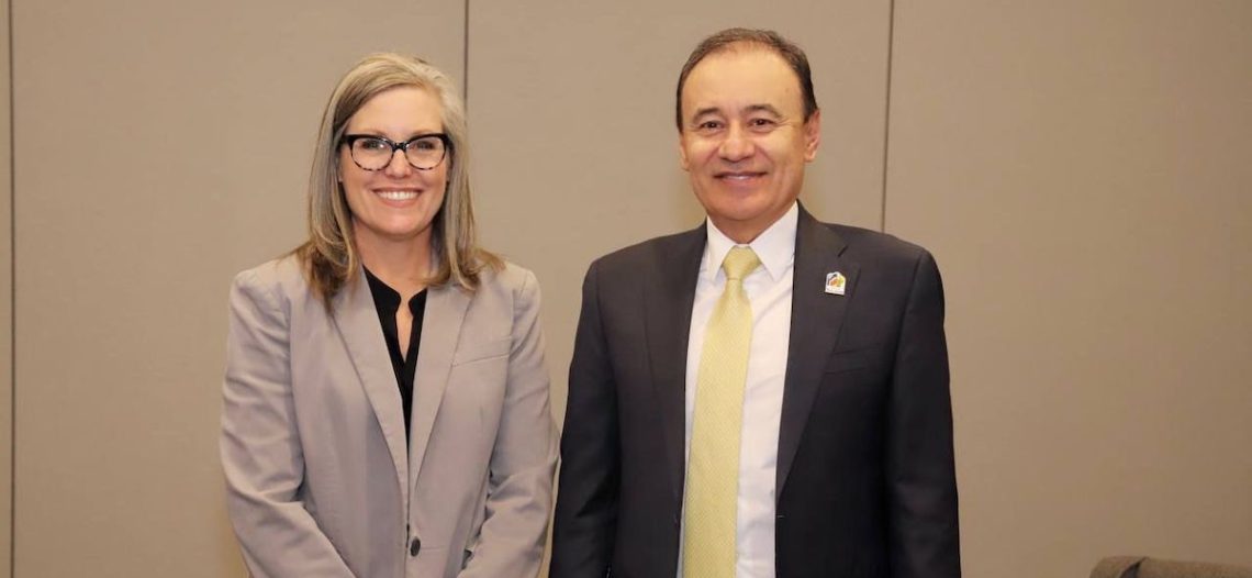 Promueve Alfonso Durazo Plan Sonora en Arizona; se reúne con la Gobernadora
