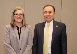 Promueve Alfonso Durazo Plan Sonora en Arizona; se reúne con la Gobernadora