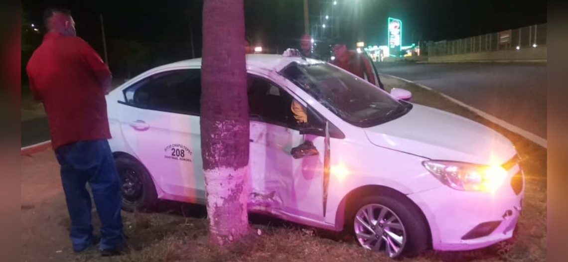 Accidente deja tres  trabajadores de Roca Fuerte lesionados en Bulevar García López Guaymas