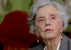 Elena Poniatowska recibirá medalla Belisario Domínguez